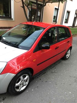 Ford Fiesta 2004, 1.4 - 2