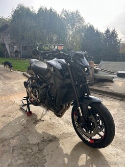Yamaha MT 09 - 2