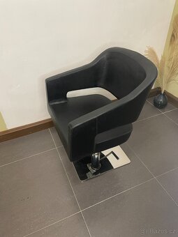 Hydraulická kadeřnická křesla - 2