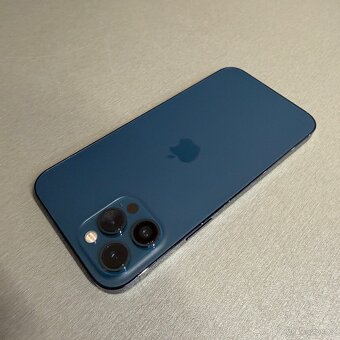 iPhone 12 Pro Max 128GB modrý, 100% baterie, rok záruka - 2