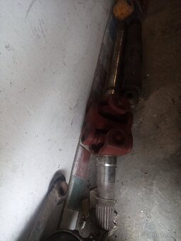 Tatra 148 přední kloubový hřídel - 2