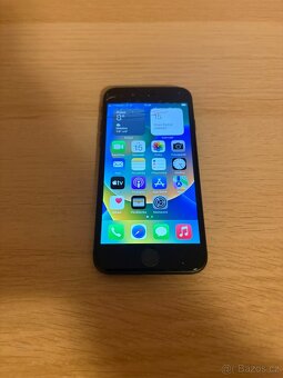 Poškozený Apple iPhone 8 A1905 (64 GB) - 2