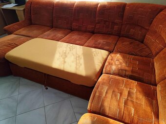 Starší velká sedačka - 2