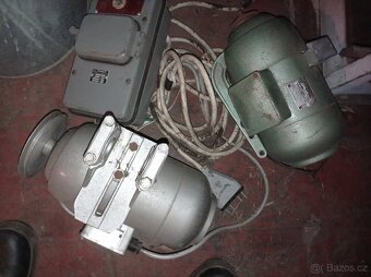 Prodam funkční motory k šicím strojum Minerva - 2