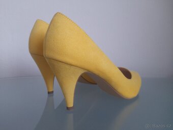 Žluté dámske lodičky 38 - 2