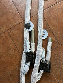 Audi A6 4F Avant stropní Airbagy - 2