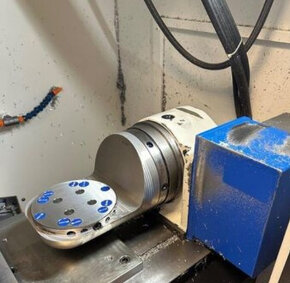 Obráběcí centra - vertikální VCN 430 A - 2