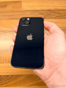 Apple iPhone 13 128GB inkoustově černá - 2