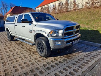 Dodge Ram 2500 HD - 2
