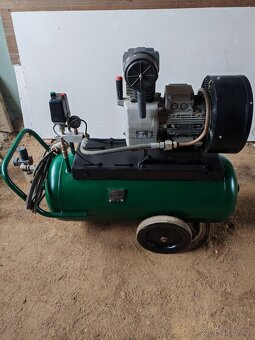 Prodám kompresor - 2