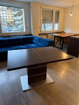 Rozkládací jídelní stůl - 2