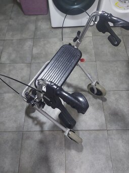 Chodítko pro seniory - 2