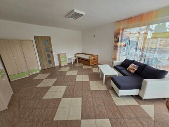 Sdílený pokoj 32m2 - 2