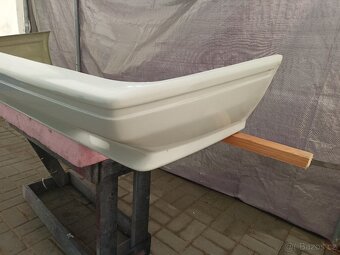 Zadní nárazník BMW e30 M3 - 2