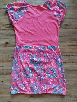 Šaty dívčí vel.152-158 - 2