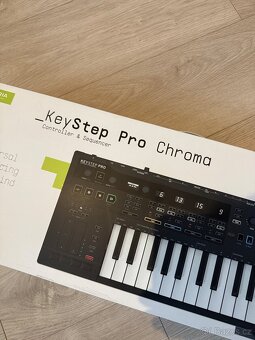 Arturia keystep pro - special chroma edition - 2
