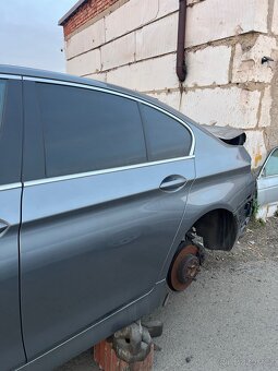 Dveře BMW F10 - 2
