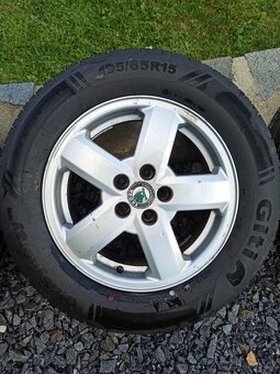 Giti synergy 195/65R15 - 2