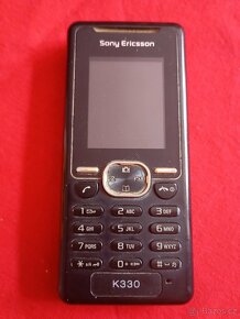 Mobilní telefon Sony Ericsson K330 - 2