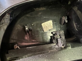 Kryt zrcátka Audi A6 s blinkrem a odsvětlením + sklo - 2