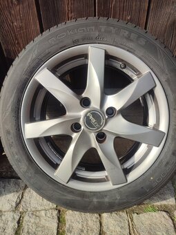 ALU 4x108 Nové pneu Nokian 195/50 R15 - 2