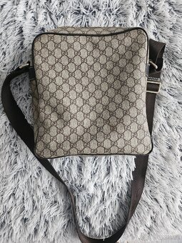 Gucci GG Supreme Brown Messenger - 2