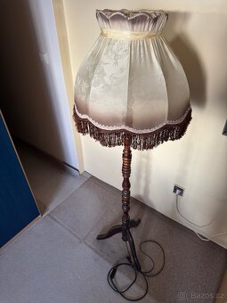 Stojací lampa - 2