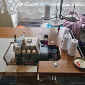 Overlock Juki MO-814 - 2