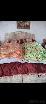 Prodám 2 soupravy,deku a polštář. - 2