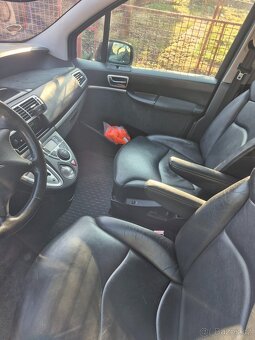 C8 exclusive 2.2Hdi automat - 2