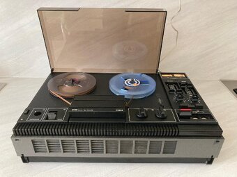 Tesla B 730 stereo - 2