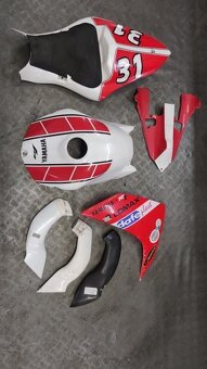 Yamaha R1 2004-2008 lamináty okruhovka - 2