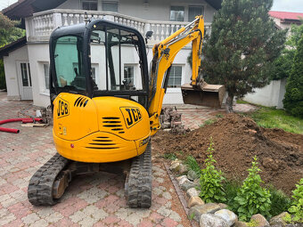 Pásový minibagr JCB 8025 - 2