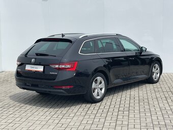 Škoda Superb combi 2.0 TDI / 110 kW DSG Style - 2