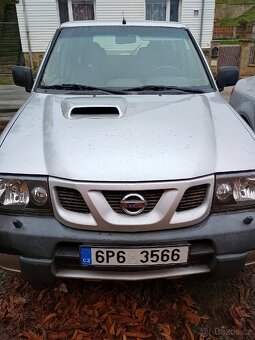 Nissan Terrano II - 2