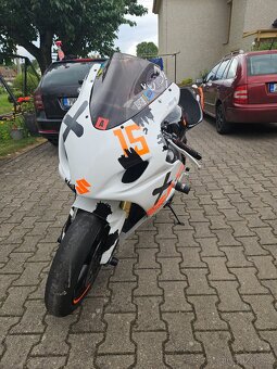 Okruhovka Suzuki GSX-R 750 K4 - 2