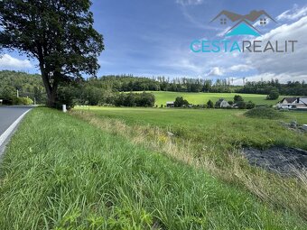 Prodej stavebního pozemku 1752 m2, Karlovice, ev.č. 01050 - 2