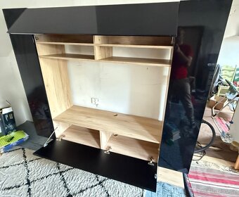 Tv stěna (v173,s190,h38) za odvoz - 2