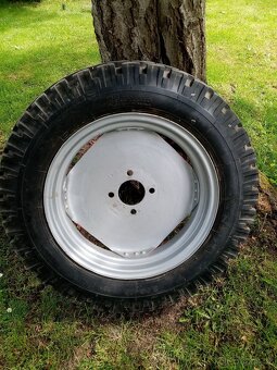 Prodám kolo Zetor 4011 - 2