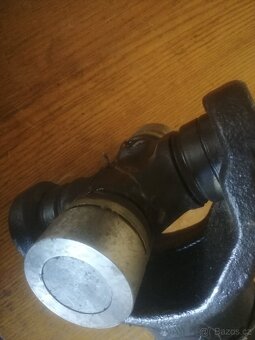 Kardan TATRA T815 12-ti válec 32cm - 2