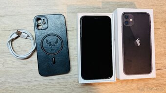 IPhone 11 64GB černý, top stav - 2