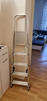 Hliníkové schůdky-NOVÉ - 2