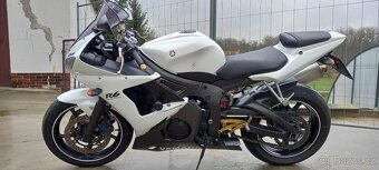 Yamaha r6 - 2