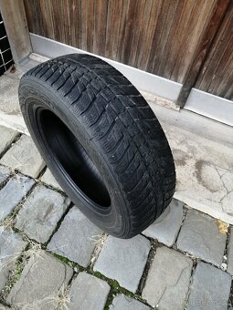 Prodám pneu Nokian 225/65R17,106H XL,M+S, 3PMSF - 2