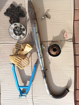 Stadion S22, originál díly - 2