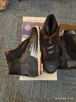 Boty na běžky zn. Alpina vel. 38 - 2