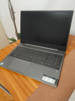 Lenovo IdeaPad S540-15IWL – kovový 15,6" i5-8265U, 8 GB RAM - 2
