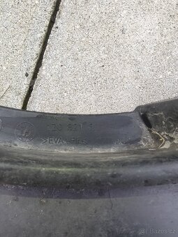 Zadní zástěrky škoda Octavia 2 - 2