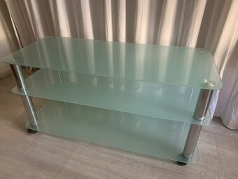 KONFERENČNÍ  STOLEK - 2