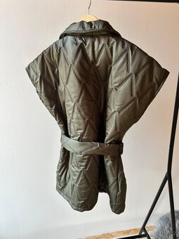 Prošívaná vesta khaki, jaro - 2